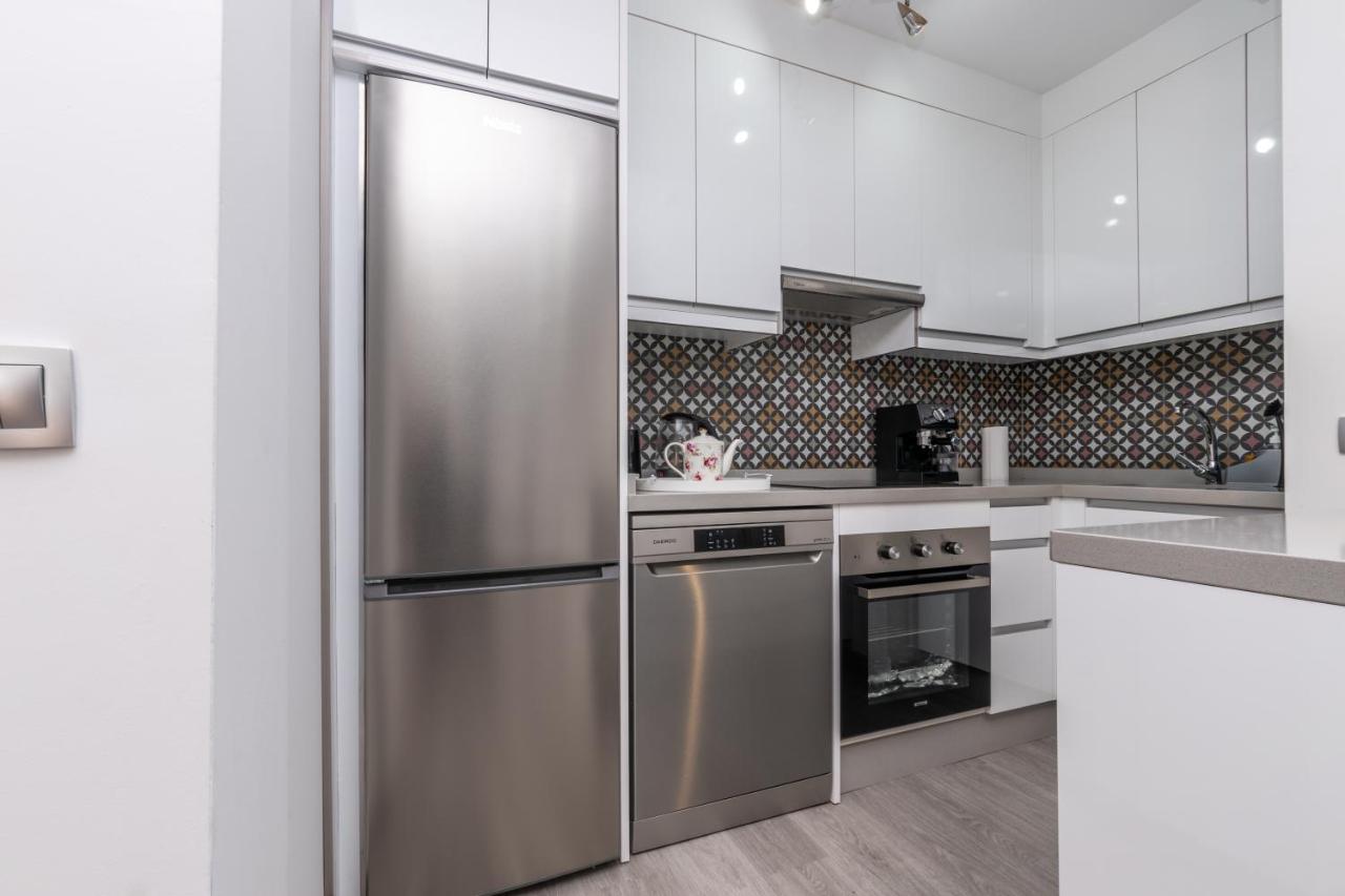 New Modern 3Br With Terrace In Fuengirola Centreアパートメント エクステリア 写真