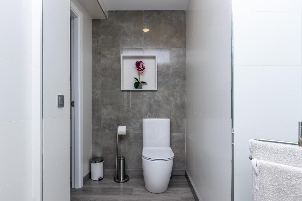New Modern 3Br With Terrace In Fuengirola Centreアパートメント エクステリア 写真
